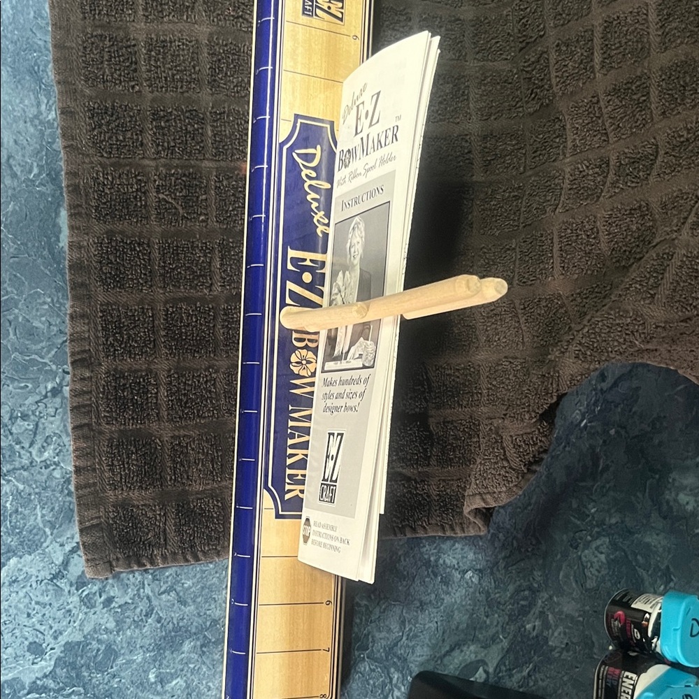 Luxe E-Z Bow Maker with Instructions